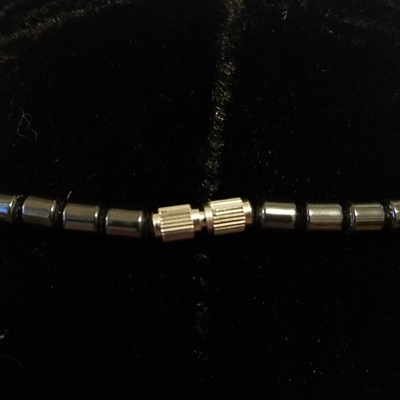 Hematite Beaded Necklace - Picture 6 of 7